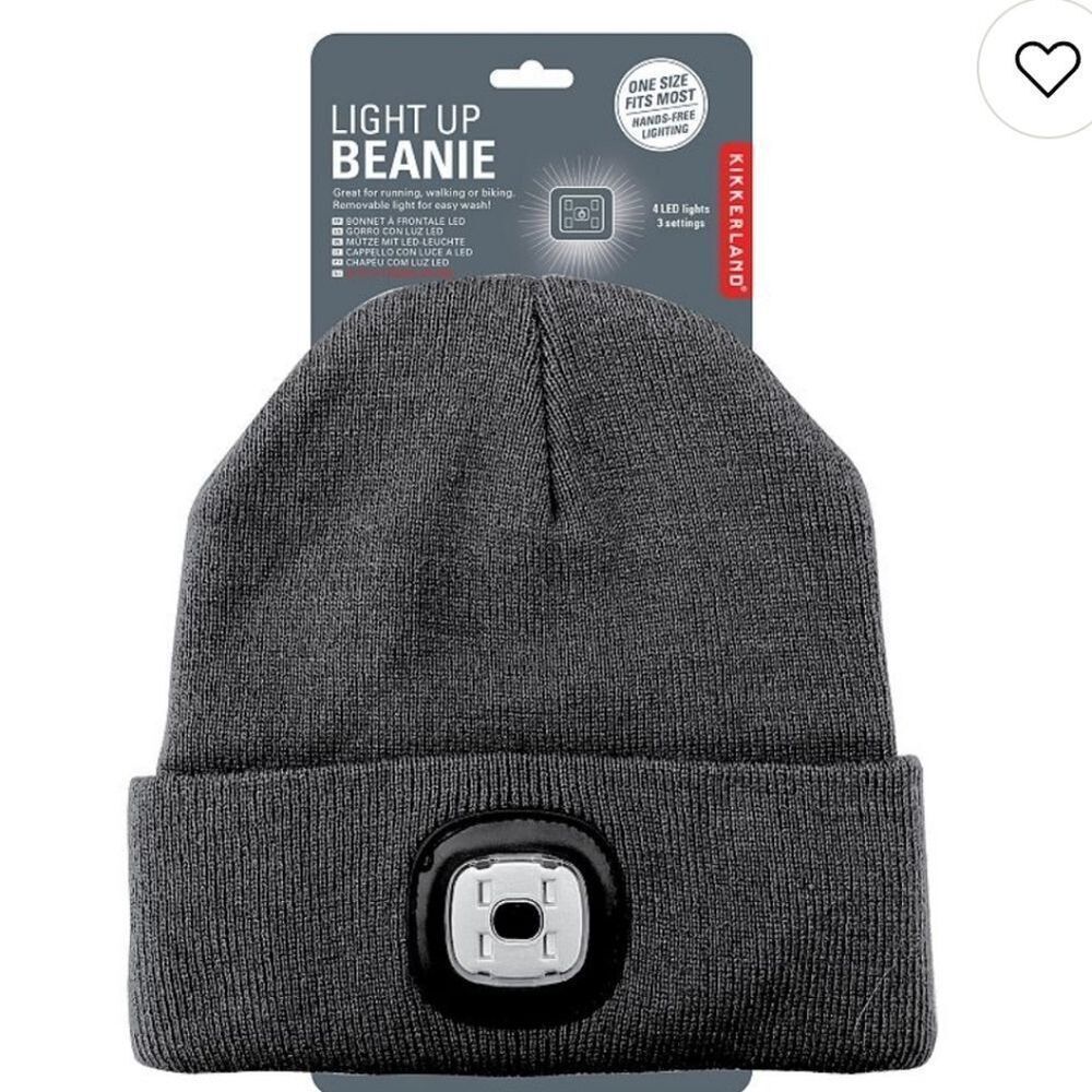 Kikkerland Light Up Beanie